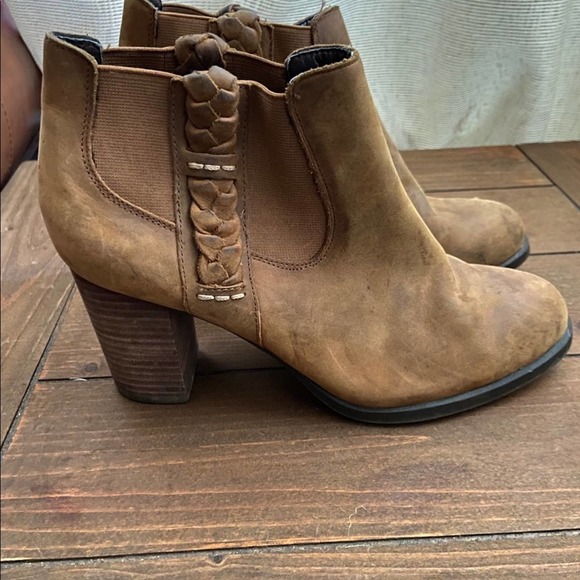 Sperry Dasher Leah suede ankle booties size 9 - Picture 2 of 7